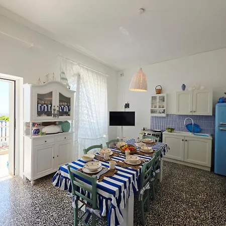 别墅 Fronte Mare - Posto Rosso 托雷圣乔万尼乌