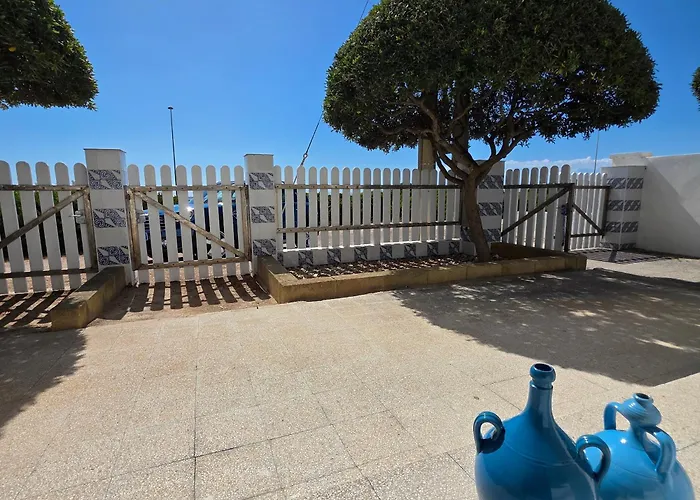 Fronte Mare - Posto Rosso Villa